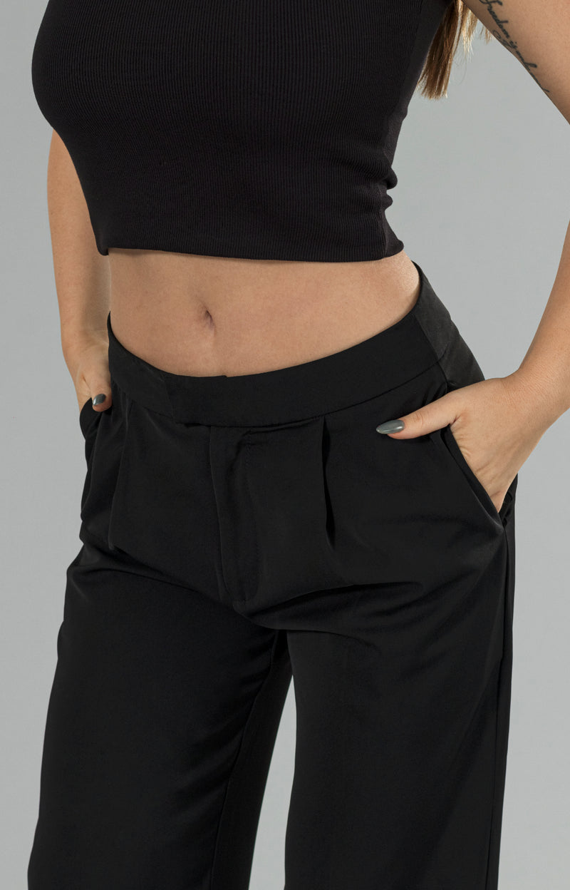 Say hello to the newest addition to our collection - Samira straight leg pants. These straight leg black trousers not only provide a sharp and sleek fit, but also offer the comfort and quality you deserve. Made with high-quality fabric, slightly stretchy, these <span data-mce-fragment="1">straight cut </span>pants feature a stylish front pleat and convenient pockets.